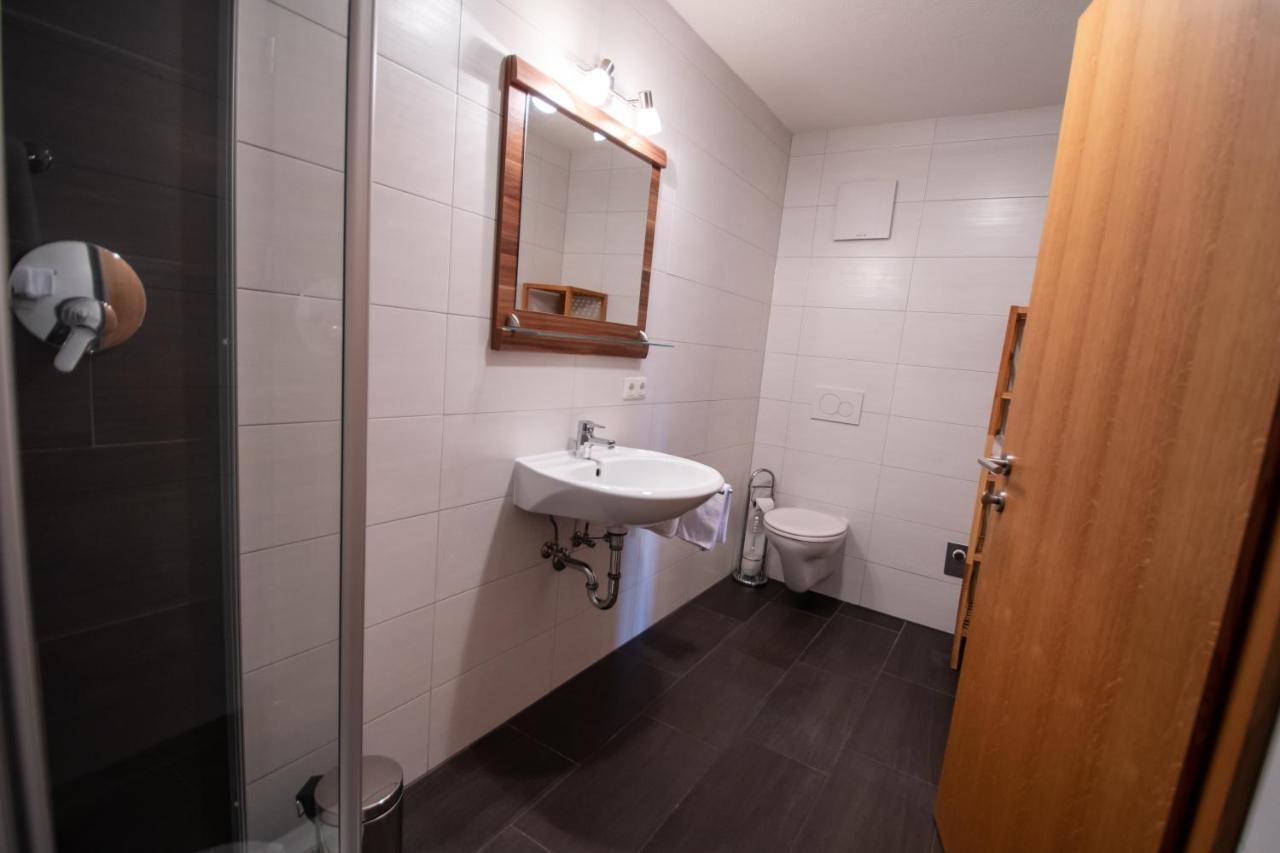 Haus Raggl Landeck Exterior foto