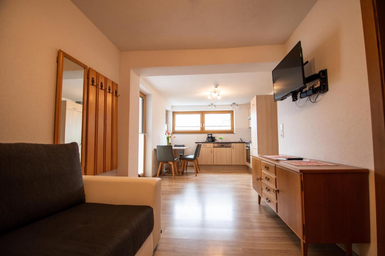 Haus Raggl Landeck Exterior foto